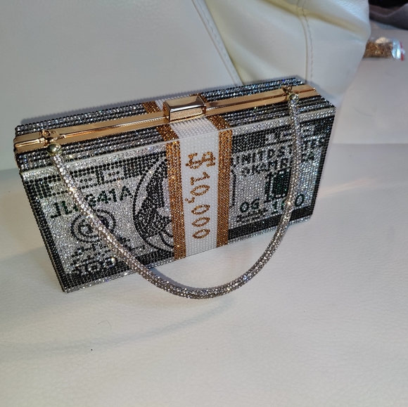 Dazzling Cash Clutch - Picture 9 of 16